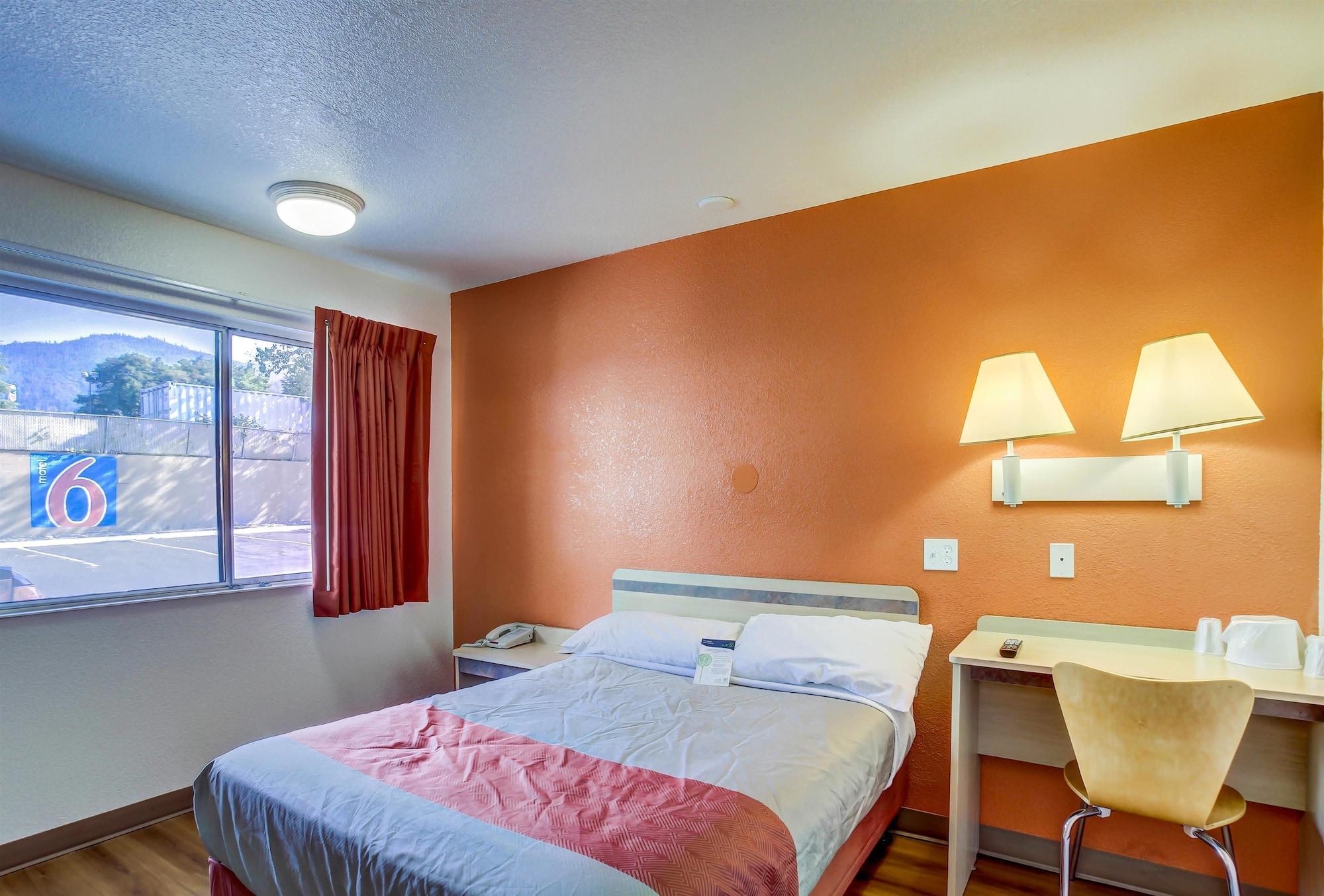 Motel 6-Grants Pass, Or Екстериор снимка