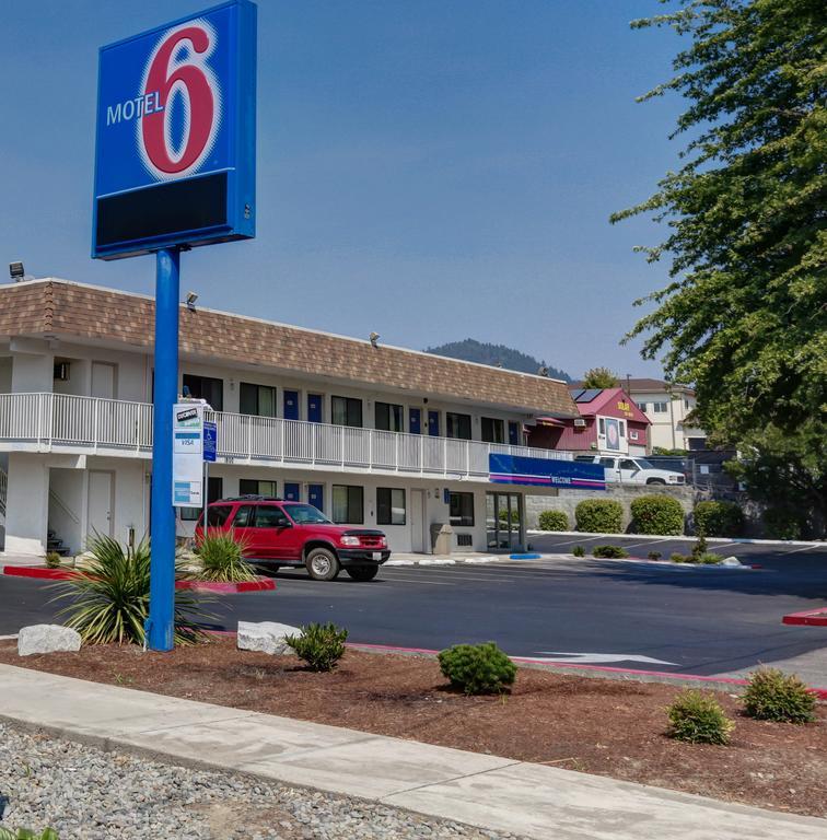 Motel 6-Grants Pass, Or Екстериор снимка