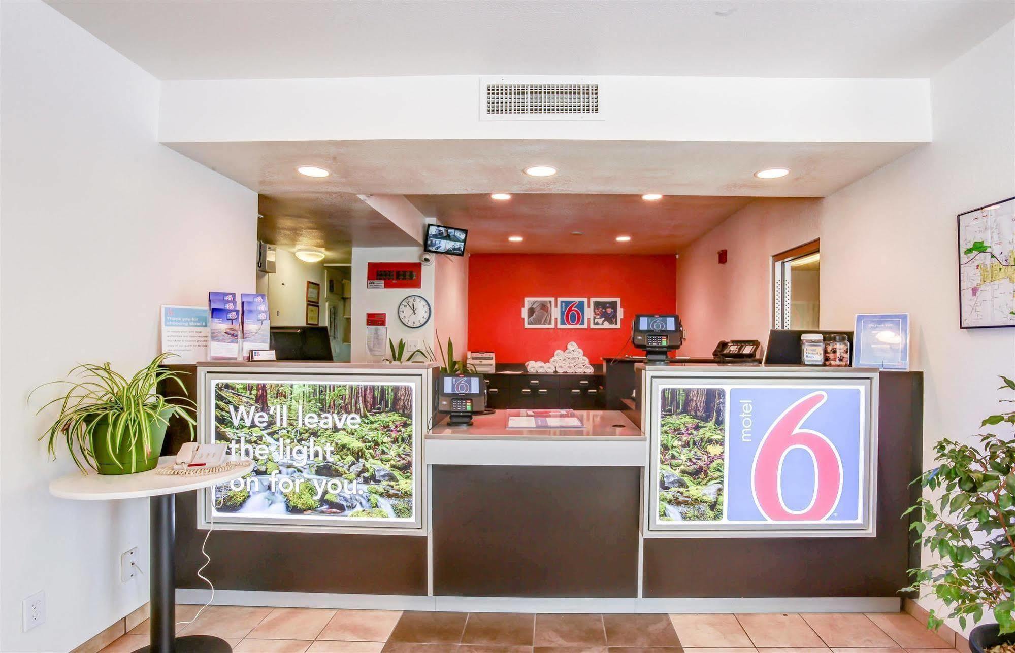 Motel 6-Grants Pass, Or Екстериор снимка