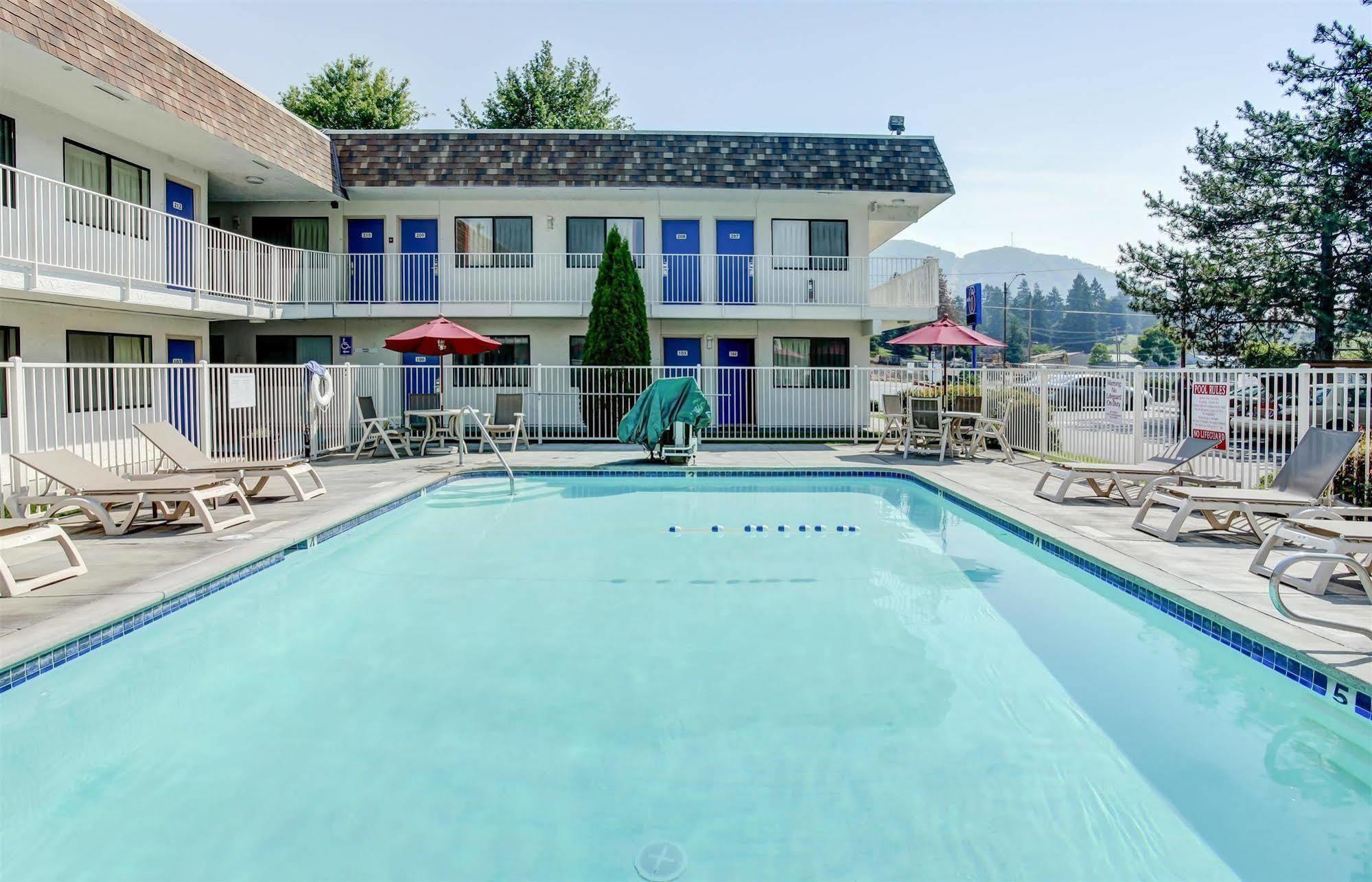 Motel 6-Grants Pass, Or Екстериор снимка