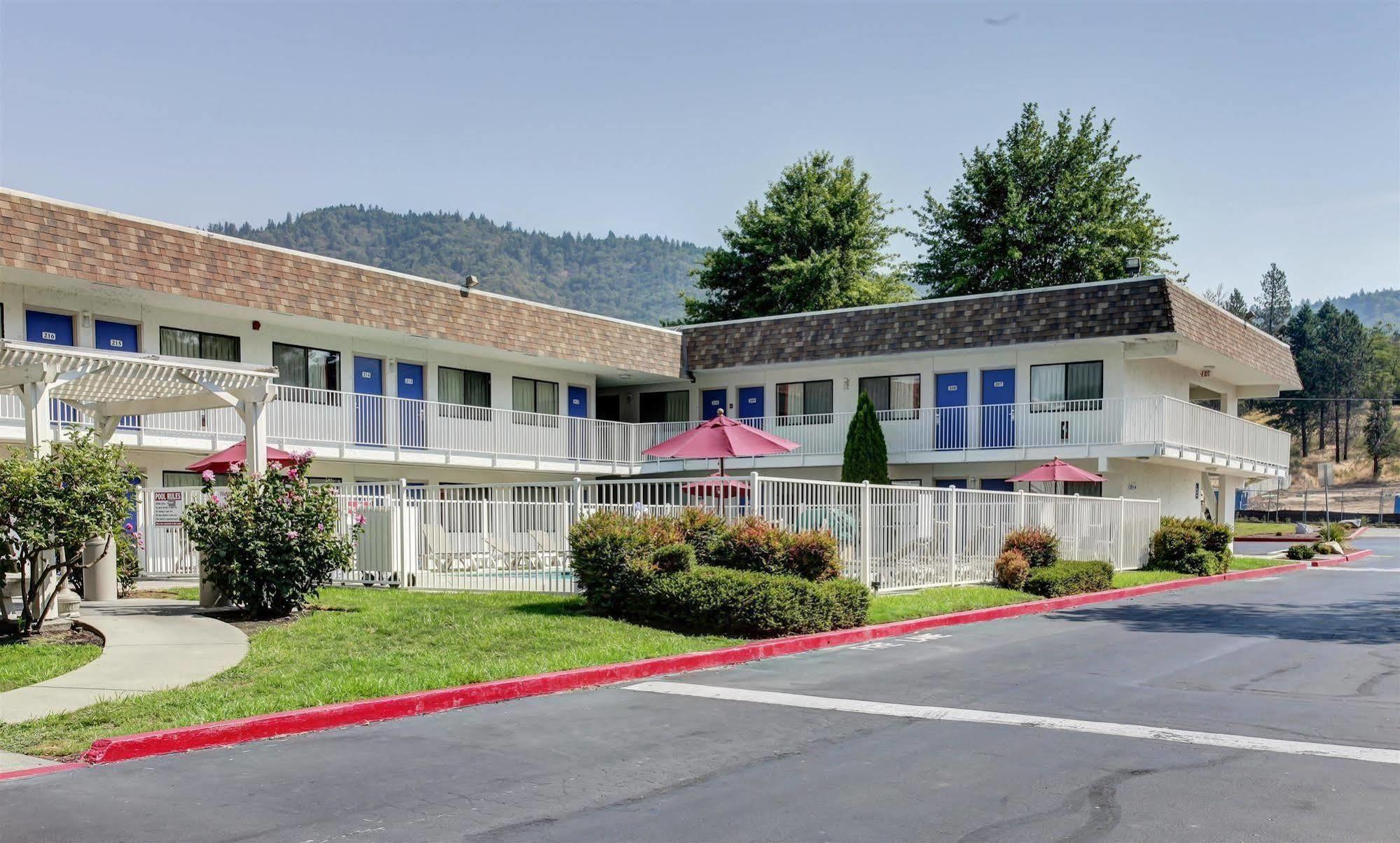 Motel 6-Grants Pass, Or Екстериор снимка