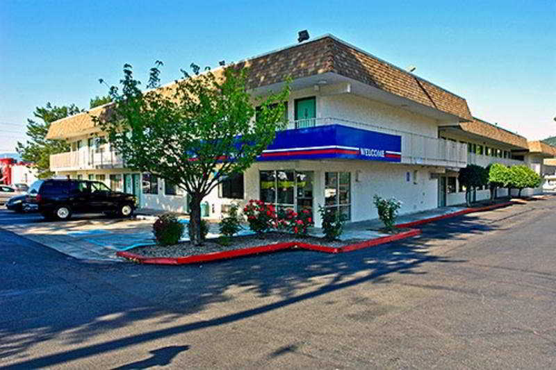 Motel 6-Grants Pass, Or Екстериор снимка